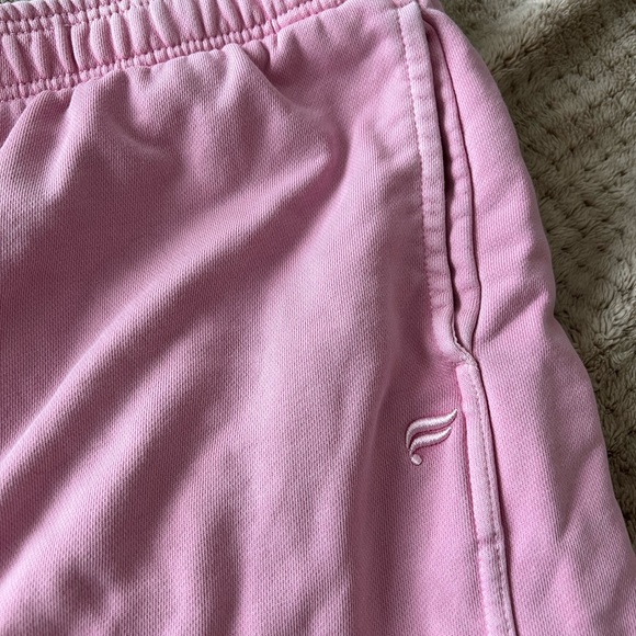 Fabletics Shorts - Picture 3 of 7